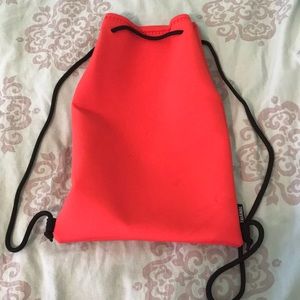 Triangl swimwear drawstring backpack! Red☀️